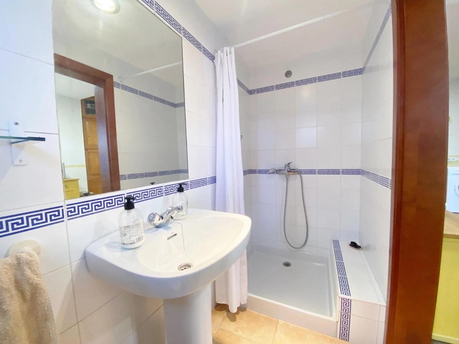 Chalet Roche A 300 Metros De La Playa ภายนอก รูปภาพ
